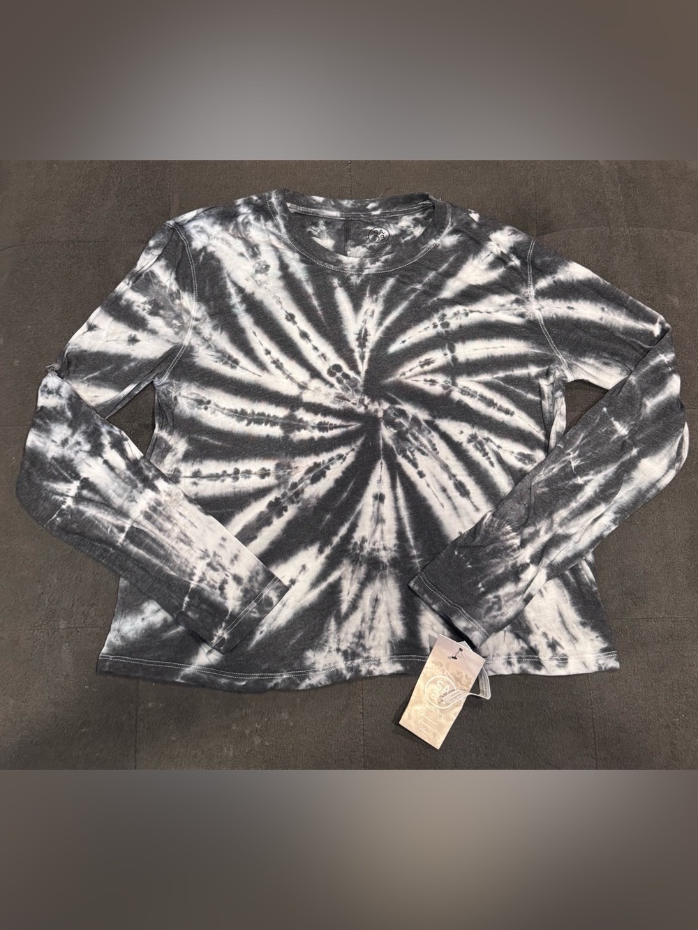 Sage Black & White Spiral Tie-Dye Long Sleeve Tee